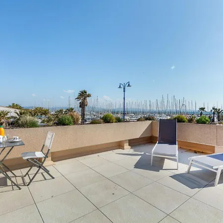 Port De La Gavine-25 By Interhome Daire *