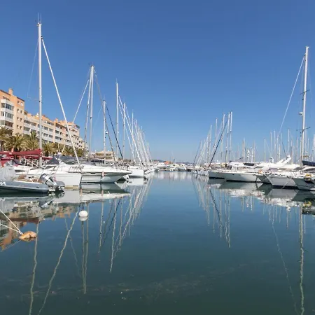 Port De La Gavine-25 By Interhome Daire Hyères